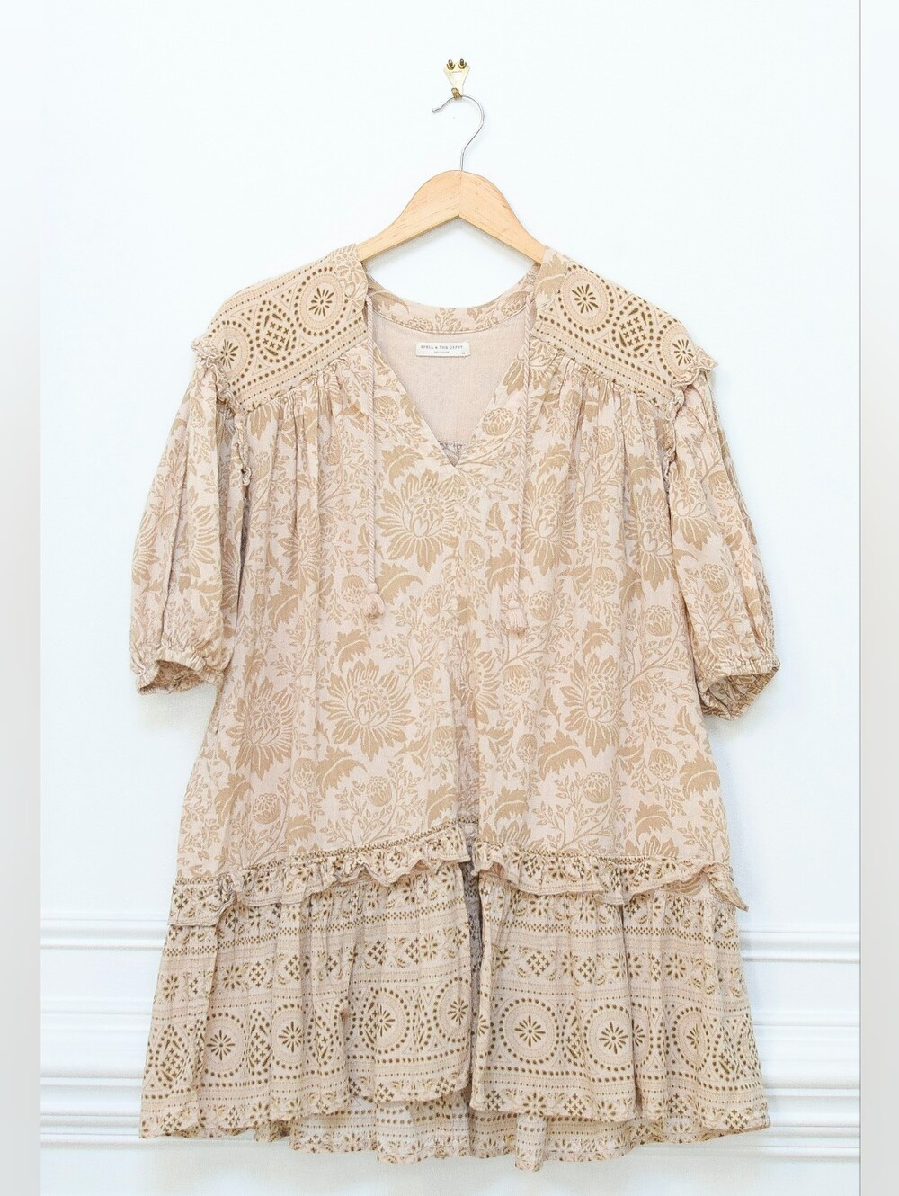 Spell Lioness Tunic Dress Beige Floral Babydoll Mini Sz XS Tassel Boho Romantic - Picture 4 of 15